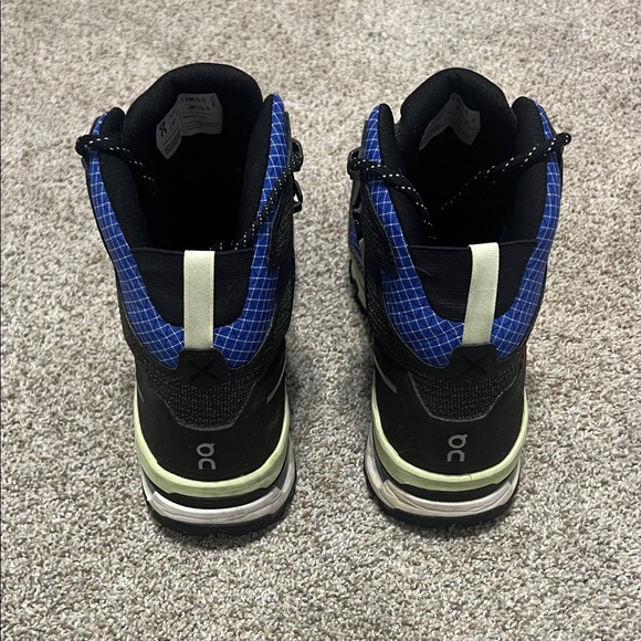 On Women’s Cloudalpine Lightweight Waterproof Trekking Boot - Picture 4 of 9